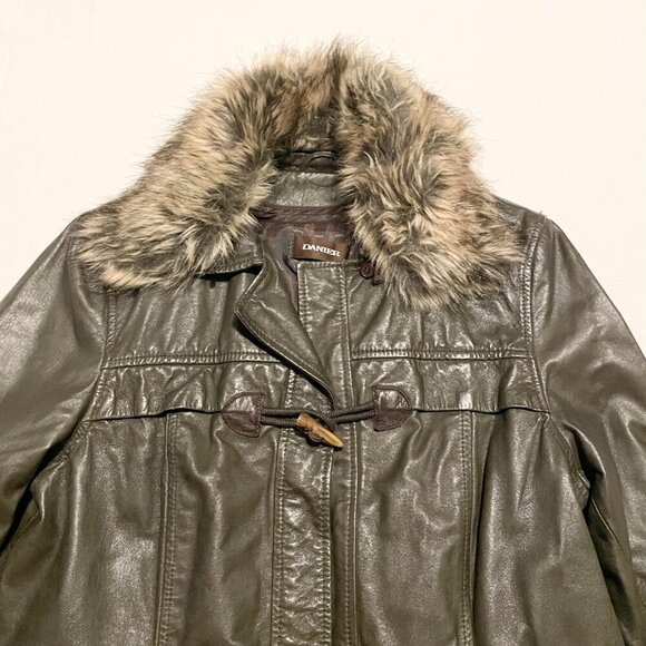 Danier Leather Womans Size Small Jacket Thinsulate - Picture 2 of 16
